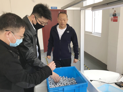 &ldquo;扶貧老兵&rdquo;崔偉鋒:答好區域幫扶考卷 詮釋雁塔扶貧擔當